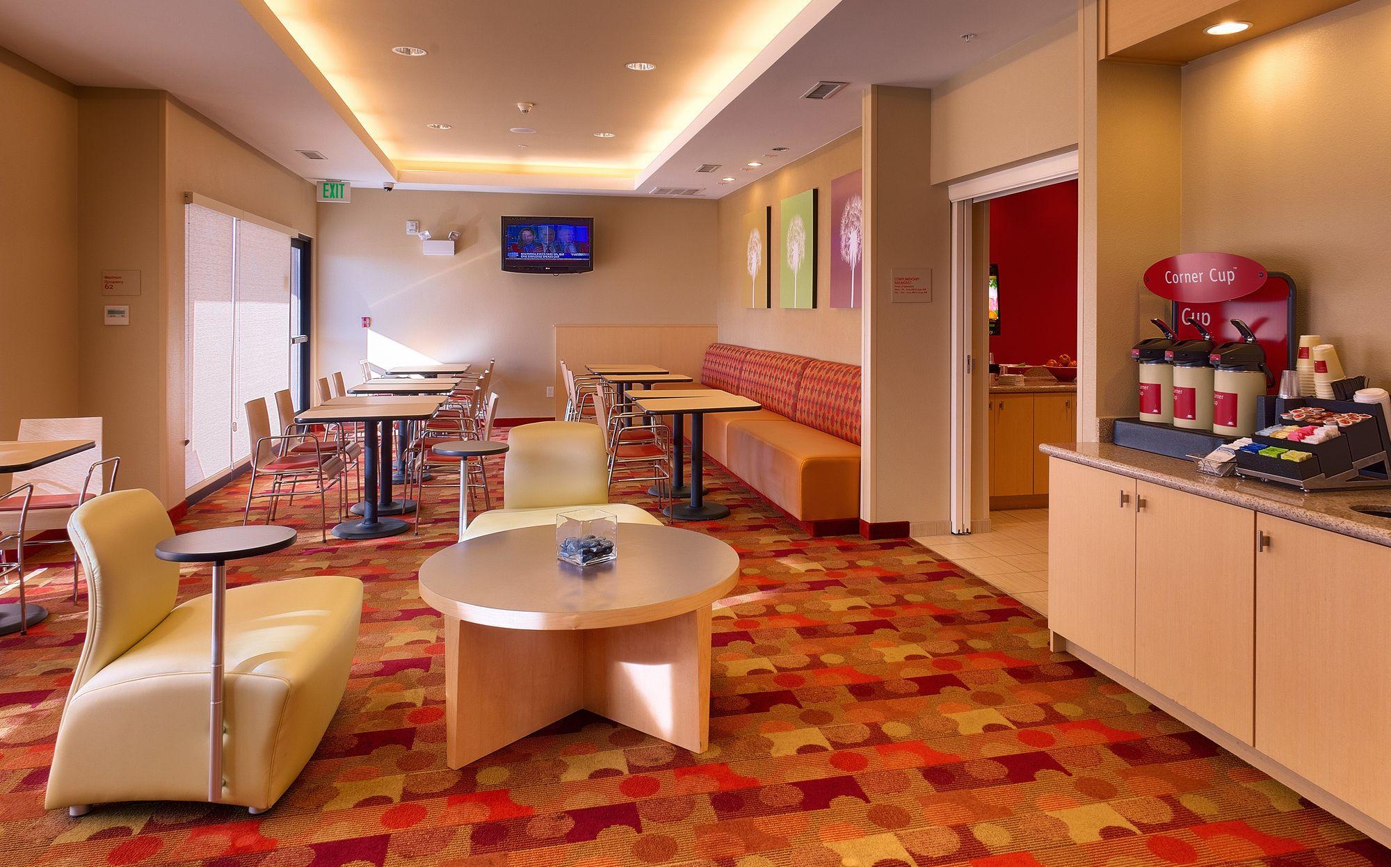 Towneplace By Marriott Suites Элко Экстерьер фото